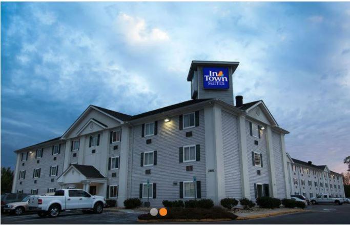 Intown Suites Extended Stay Richmond Va - チェスター エクステリア 写真